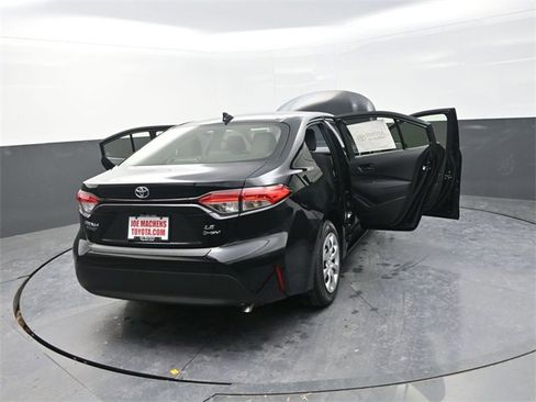 New 2026 Toyota Corolla LE image 40