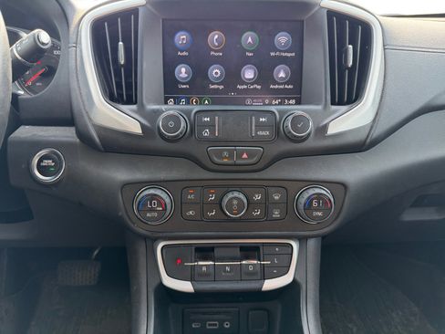 Used 2022 GMC Terrain SLT w/ Infotainment Package II AWD/4WD image 18