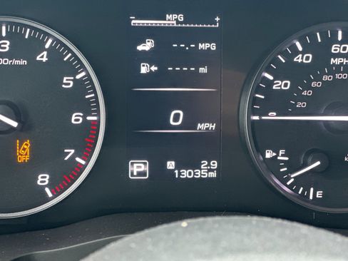 Used 2024 Subaru Ascent Premium w/ Convenience Package image 26