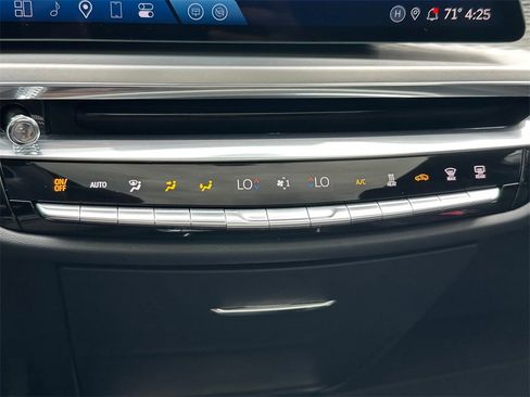 Used 2024 Cadillac Lyriq Luxury image 30