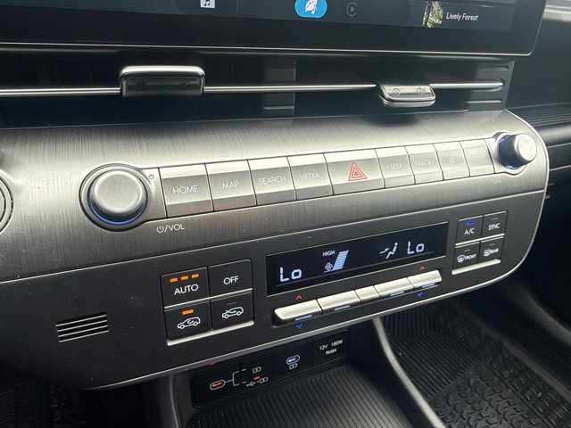 Used 2024 Hyundai Kona SEL FWD image 18