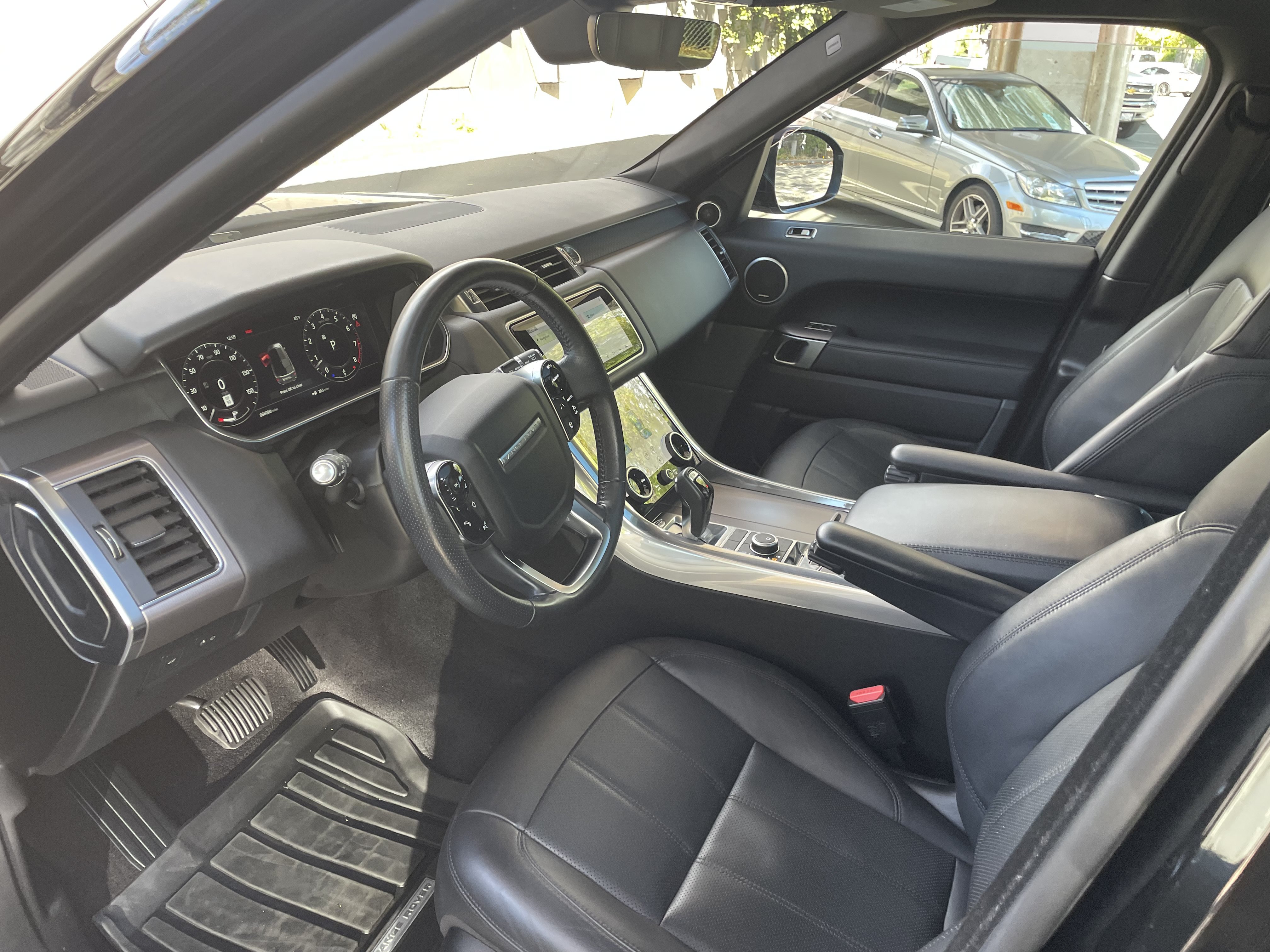 Used 2020 Land Rover Range Rover Sport HSE AWD/4WD image 17