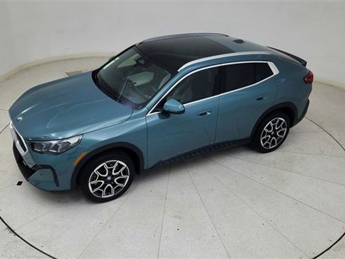 Used 2025 BMW X2 xDrive28i w/ Premium Package image 78