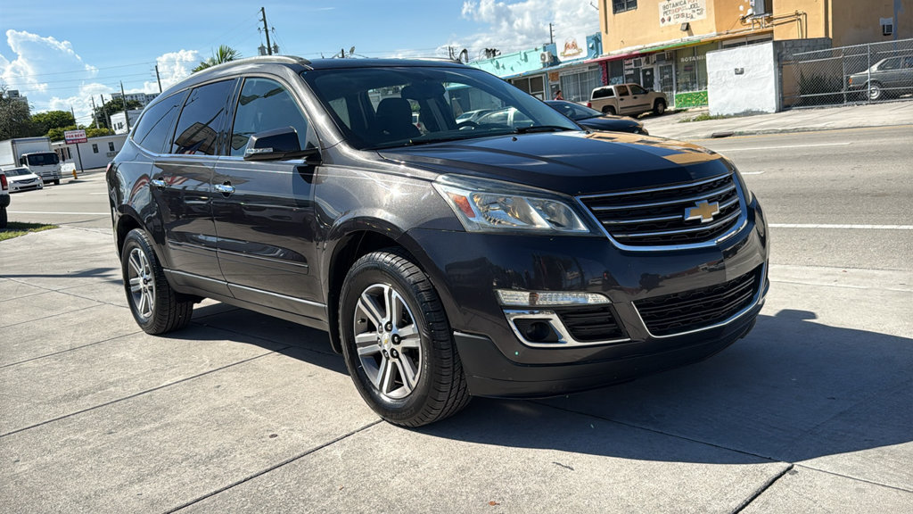 Used 2017 Chevrolet Traverse LT FWD image 16