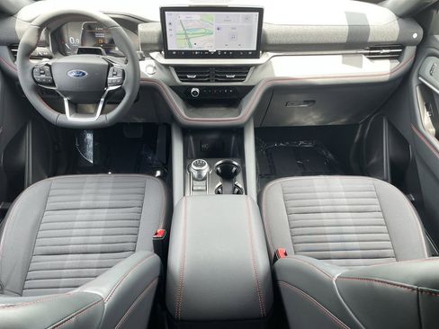 New 2026 Ford Explorer ST-Line w/ ST-Line Street Pack RWD image 15