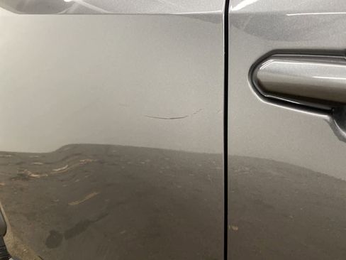 Used 2021 Toyota RAV4 XLE Premium image 38