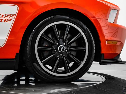 Used 2012 Ford Mustang Boss 302 w/ Boss 302 Accessory Pkg RWD image 86