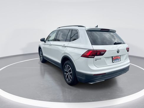 Used 2020 Volkswagen Tiguan SE FWD image 6