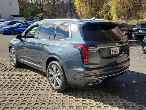 Used 2020 Cadillac XT6 Premium Luxury image 7