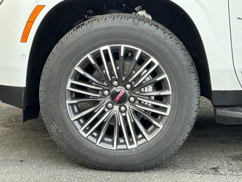 New 2026 GMC Yukon XL Elevation w/ Elevation Premium Package image 27