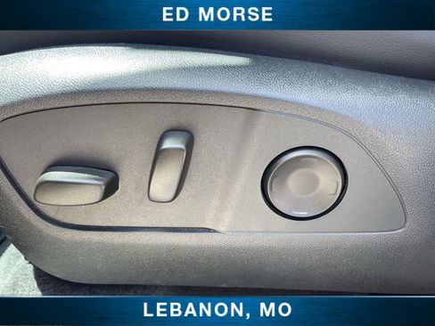 Certified 2026 Buick Enclave Sport Touring AWD/4WD image 33