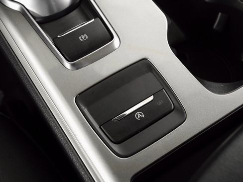 Used 2024 Ford Edge SEL image 31