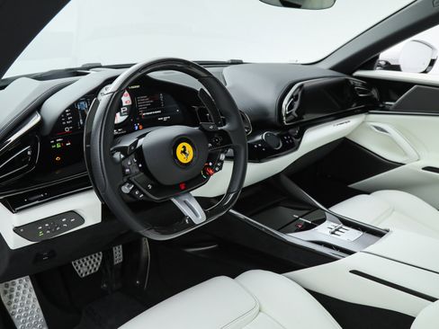 Certified 2024 Ferrari Purosangue image 4