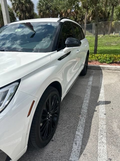 Certified 2023 Lincoln Corsair Reserve w/ Jet Appearance Package FWD image 6