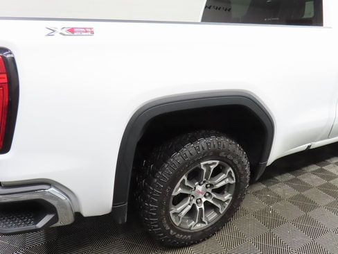 Used 2021 GMC Sierra 1500 SLE image 27
