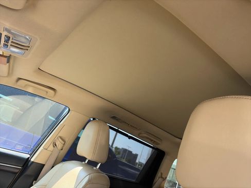 Used 2015 Toyota Highlander Limited Platinum AWD/4WD image 5