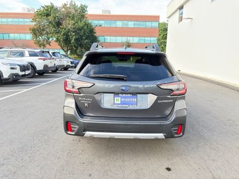 Used 2022 Subaru Outback Limited AWD/4WD image 7