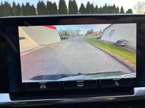 Used 2024 Chevrolet Silverado 1500 LT Trail Boss w/ Convenience Package II image 26