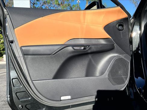 New 2026 Lexus RX 450h AWD image 16