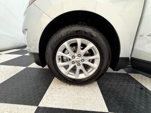 Used 2020 Chevrolet Equinox LT image 9