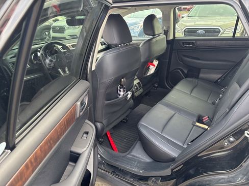 Used 2017 Subaru Outback 2.5i Limited image 31