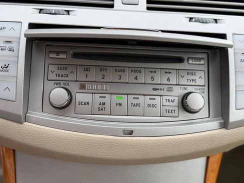 Used 2007 Toyota Avalon Touring FWD image 31