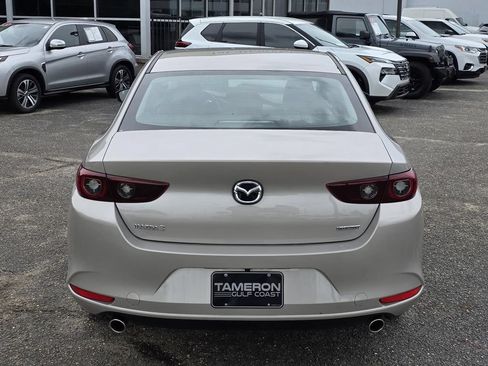 Used 2024 MAZDA MAZDA3 s FWD image 4