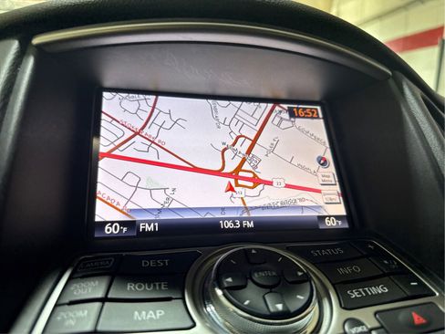 Used 2017 INFINITI QX50 AWD w/ Premium Plus Package image 24