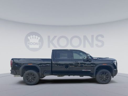New 2026 GMC Sierra 2500 AT4 w/ Max Trailering Package AWD/4WD image 7