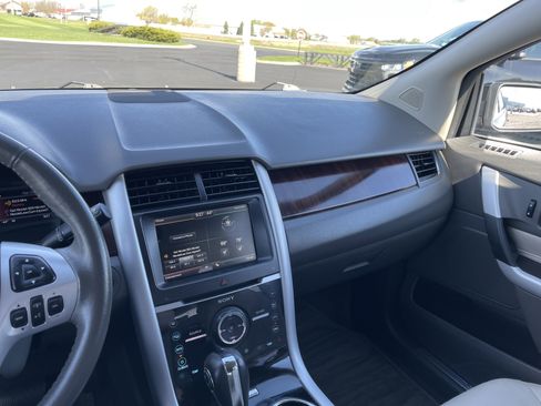 Used 2014 Ford Edge Limited w/ Driver Entry Package AWD/4WD image 15
