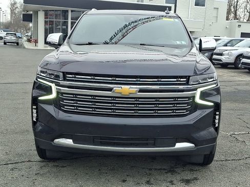 Used 2023 Chevrolet Suburban Premier image 2