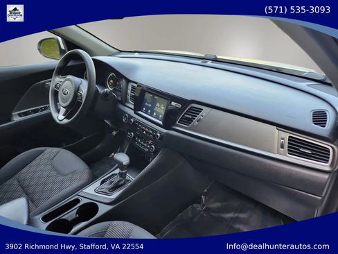 Used 2018 Kia Niro LX FWD image 16