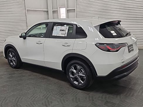 New 2026 Honda HR-V LX image 5