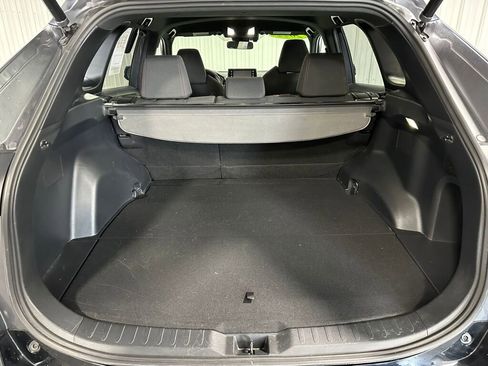 Used 2022 Toyota RAV4 SE w/ Carpet Mat Package (TMS) image 13