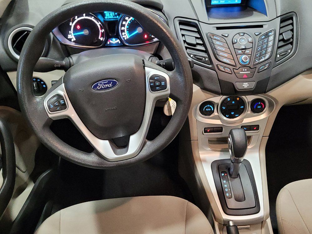 Used 2018 Ford Fiesta SE w/ Cold Weather Package FWD image 22