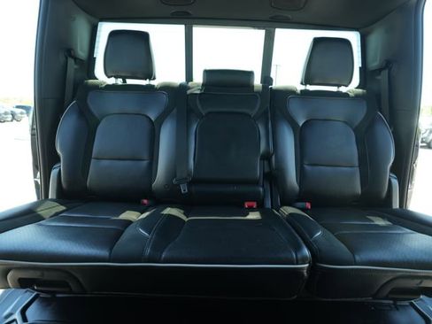 Used 2025 RAM 1500 Laramie AWD/4WD image 32
