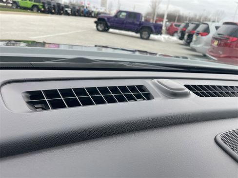 Used 2018 GMC Terrain SLT w/ Preferred Package image 25