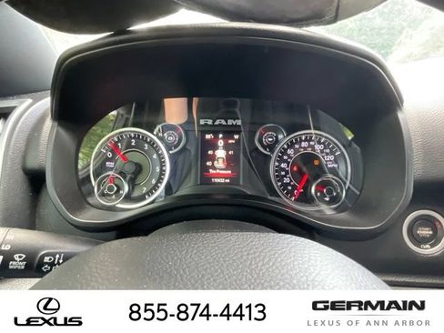 Used 2019 RAM 1500 Big Horn AWD/4WD image 17