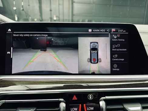 Used 2020 BMW X7 xDrive40i w/ Premium Package AWD/4WD image 42