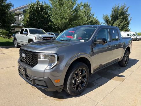 New 2026 Ford Maverick Lariat w/ Black Appearance Package AWD/4WD image 10