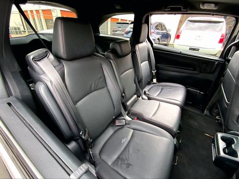 Used 2023 Honda Odyssey Sport image 19