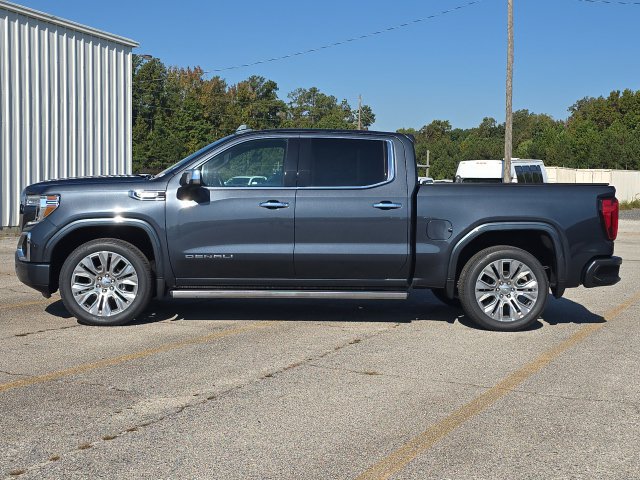 Used 2022 GMC Sierra 1500 Denali w/ Denali Premium Package AWD/4WD image 2