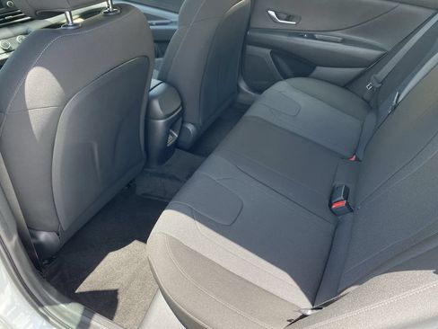 New 2026 Hyundai Elantra SE FWD image 24