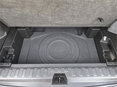 Used 2021 Chevrolet Equinox Premier AWD/4WD image 31