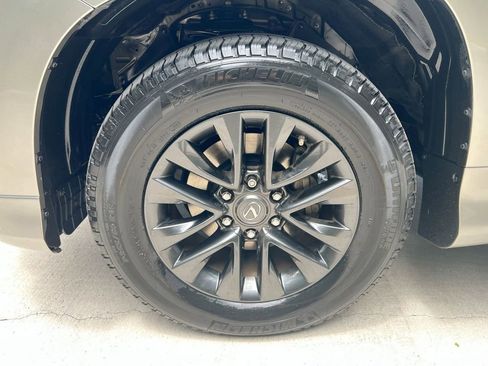 Certified 2023 Lexus GX 460 Premium AWD/4WD image 9