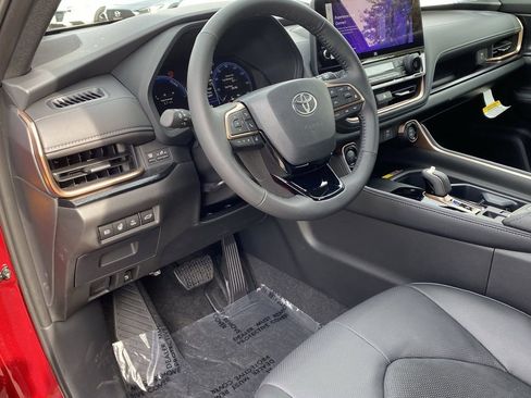 Certified 2026 Toyota Grand Highlander AWD Hybrid image 21
