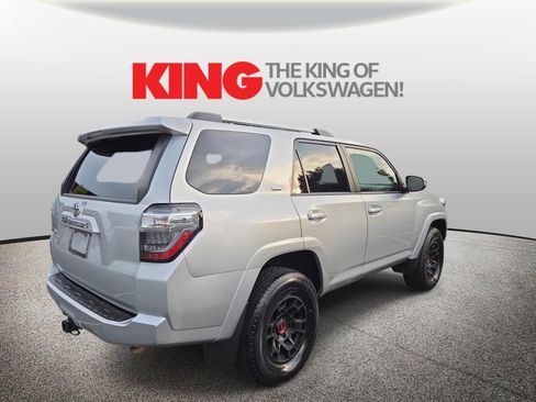 Used 2023 Toyota 4Runner SR5 Premium w/ Moonroof Package AWD/4WD image 3