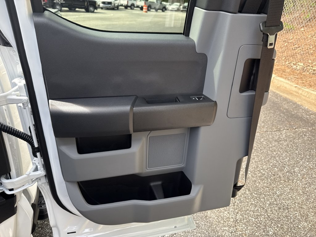 New 2026 Ford F350 XL w/ XL Driver Assist Package RWD image 24