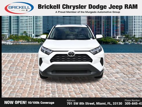 Used 2024 Toyota RAV4 XLE w/ Convenience Package FWD image 2