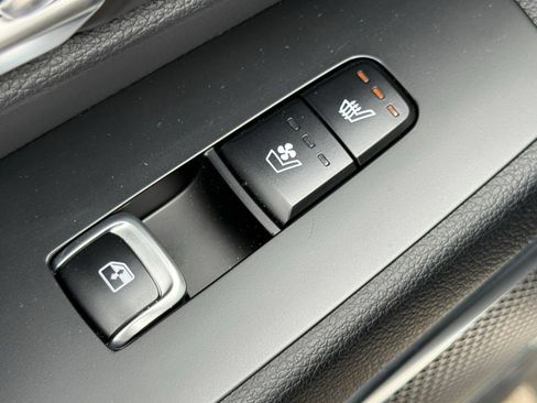 Used 2024 Kia Telluride SX Prestige AWD/4WD image 26